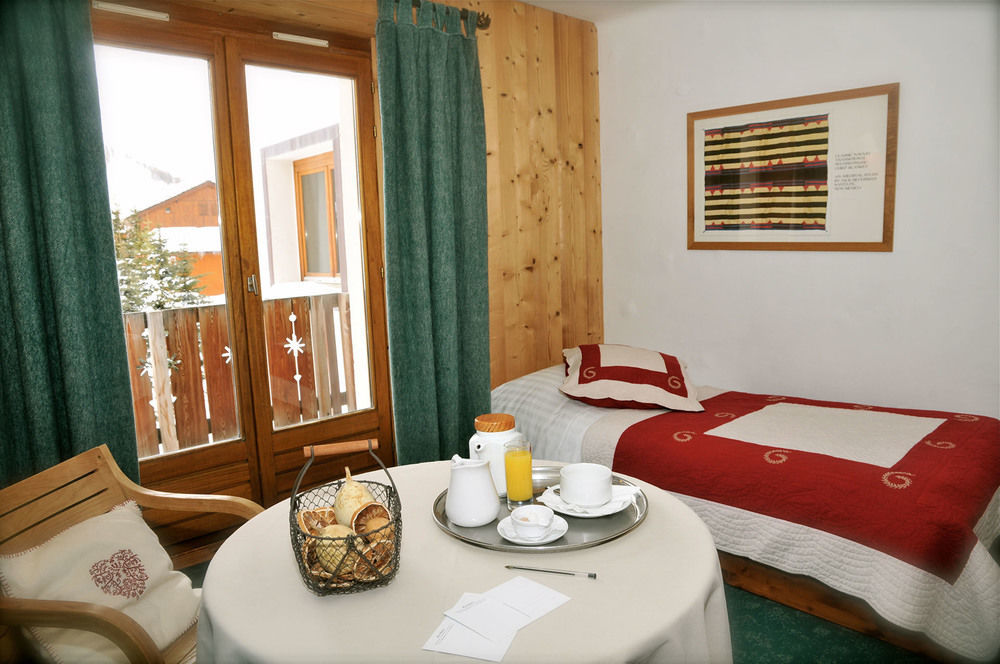 Vacanceole - Le Borsat IV Tignes Exteriör bild